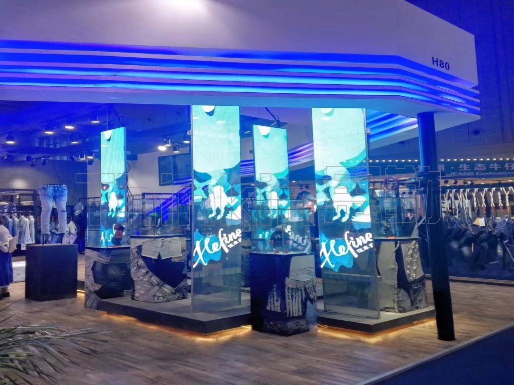 室内LED透明屏,LED透明显示屏 (210).jpg